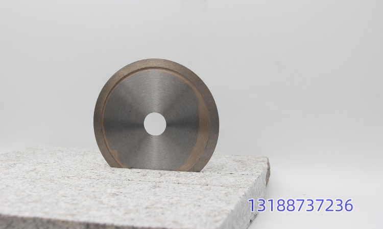 Sản xuất lưỡi cưa kim cương
