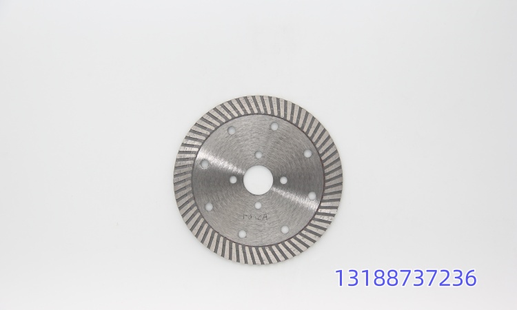 Lưỡi cưa kim cương — Ứng dụng cắt đá thực tế