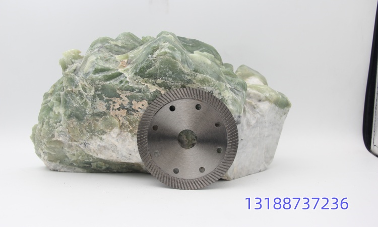 Diamond saw blade